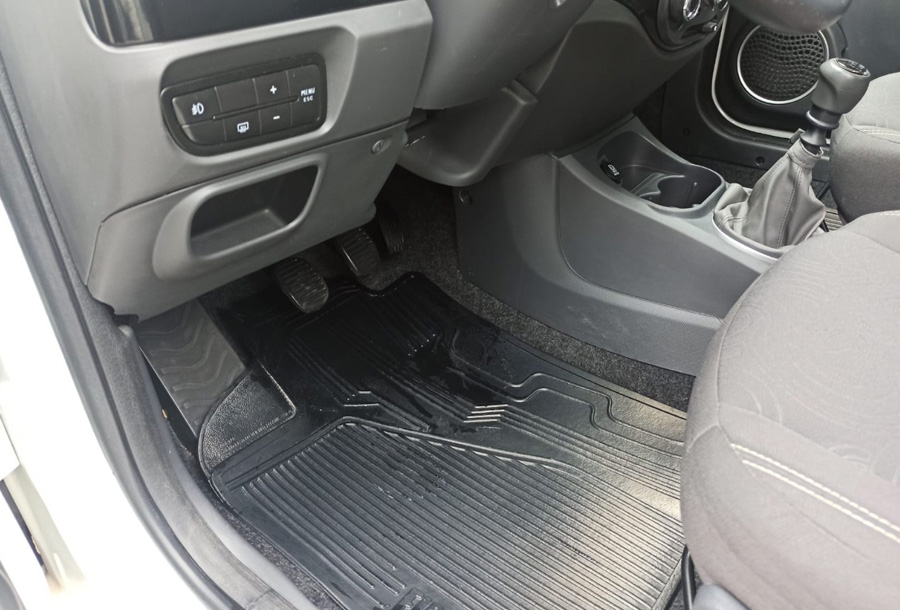 Fiat siena attractive 2017 sedan