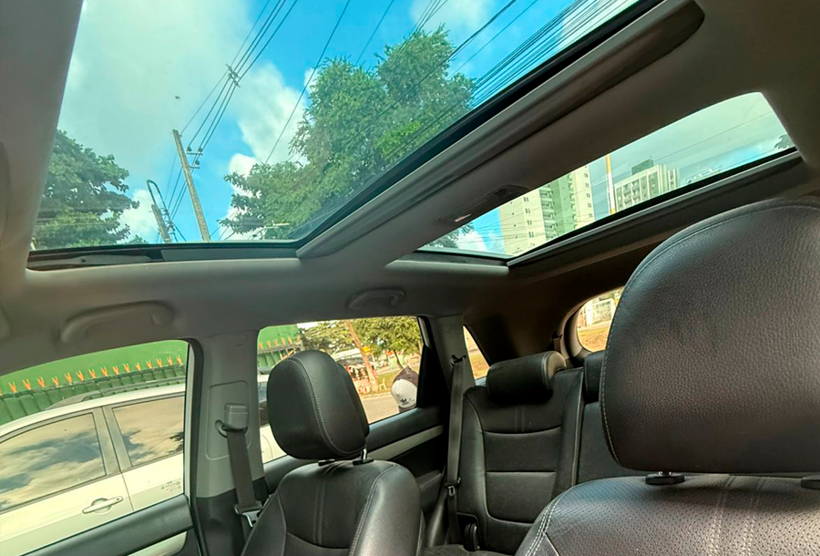 Sorento V6 4×4 com Teto solar