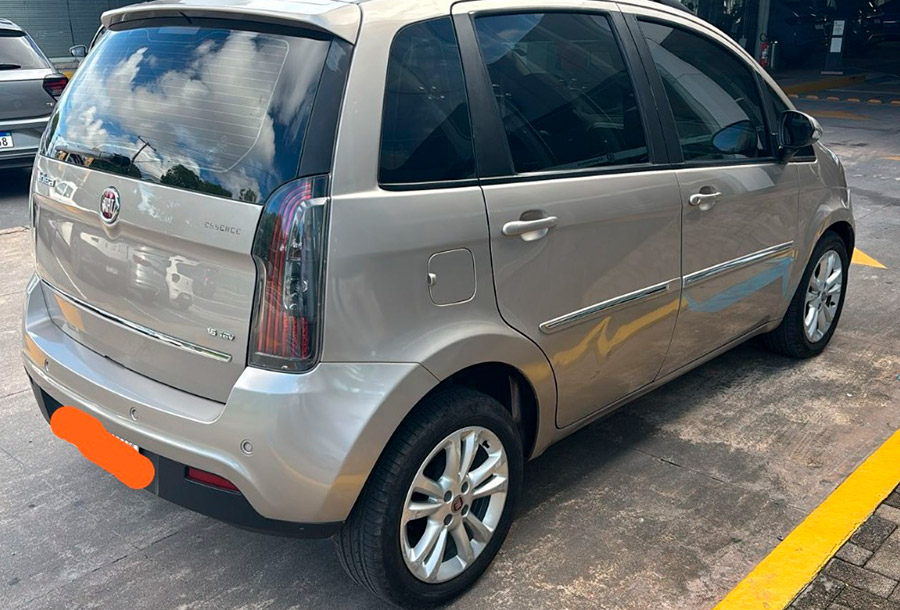 Idea Essense 2015 1.6 Automático