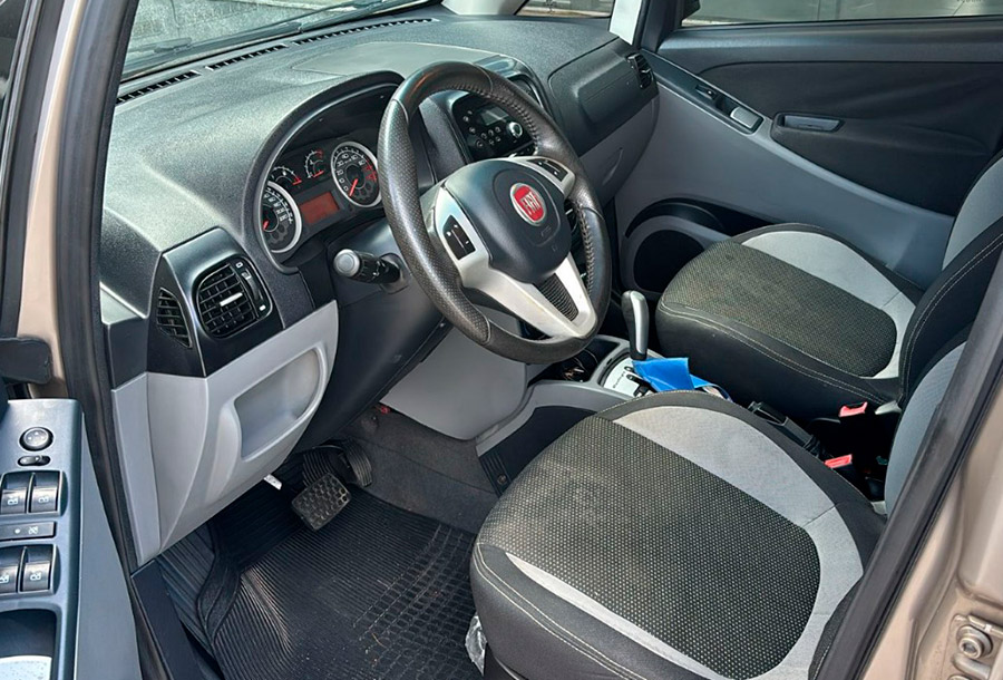 Idea Essense 2015 1.6 Automático